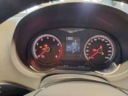 2026-Volkswagen-Polo-Vivo-14_14