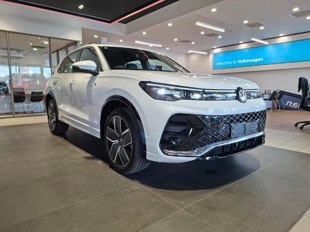 2026-Volkswagen-Tiguan-20-TSI-R-Line-4Motion-Auto_8
