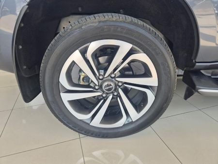 2022-Isuzu-Mu-x-30D-Onyx-4x4-Auto_9