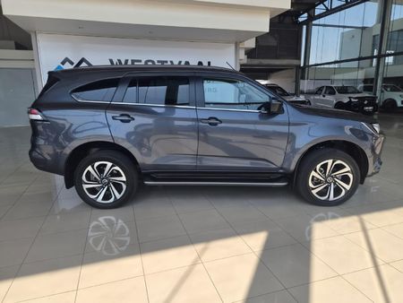 2022-Isuzu-Mu-x-30D-Onyx-4x4-Auto_11