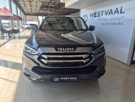 2022-Isuzu-Mu-x-30D-Onyx-4x4-Auto_1