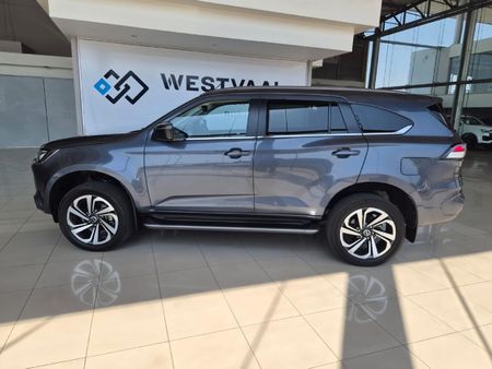 2022-Isuzu-Mu-x-30D-Onyx-4x4-Auto_8