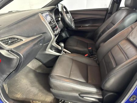 2018-Toyota-Yaris-15-XS-Auto-5-dr_9
