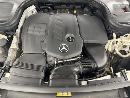 2022-Mercedes-Benz-GLC-Coupe-300d-4Matic_16