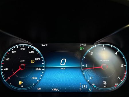 2022-Mercedes-Benz-GLC-Coupe-300d-4Matic_7