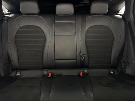 2022-Mercedes-Benz-GLC-Coupe-300d-4Matic_8