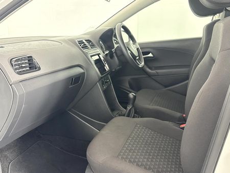 2024-Volkswagen-Polo-Vivo-14_9