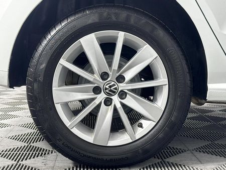 2024-Volkswagen-Polo-Vivo-14_19