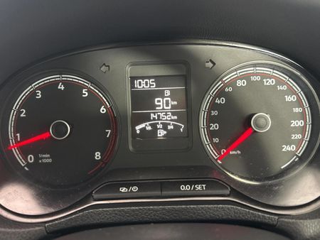 2024-Volkswagen-Polo-Vivo-14_7