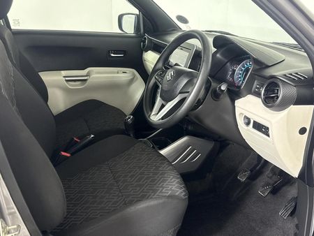 2023-Suzuki-Ignis-12-GLX_10