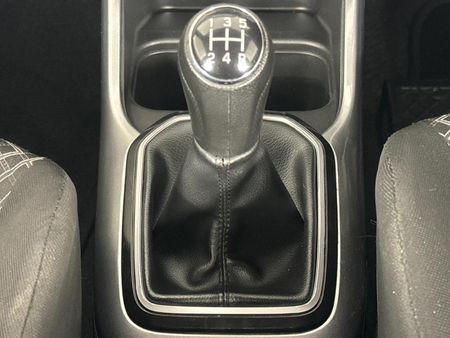 2023-Suzuki-Ignis-12-GLX_11