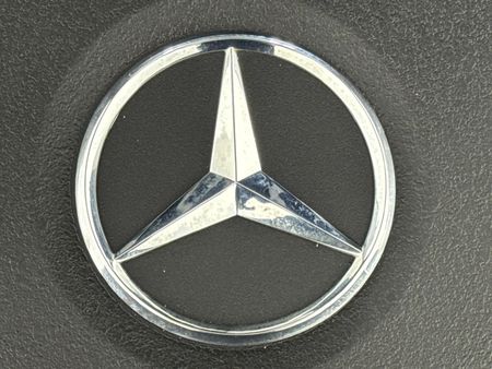 2023-Mercedes-Benz-C-Class-C-220d-Auto_12