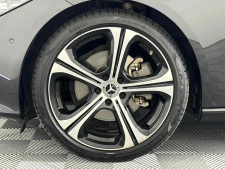 2023-Mercedes-Benz-C-Class-C-220d-Auto_17