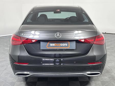 2023-Mercedes-Benz-C-Class-C-220d-Auto_4