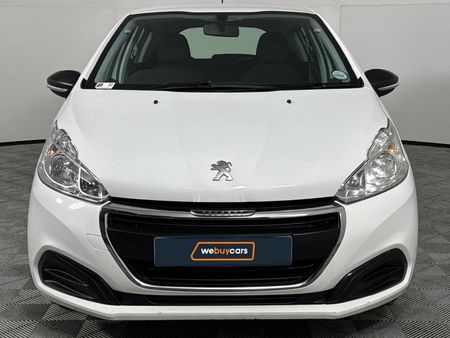 2017-Peugeot-208-10-PureTech-PopArt-5-dr_1
