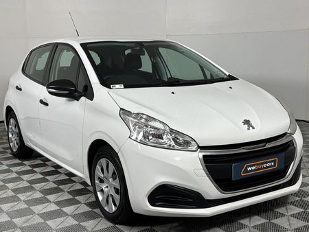 2017-Peugeot-208-10-PureTech-PopArt-5-dr_2