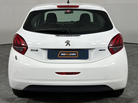 2017-Peugeot-208-10-PureTech-PopArt-5-dr_4