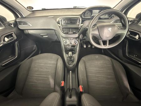 2017-Peugeot-208-10-PureTech-PopArt-5-dr_6