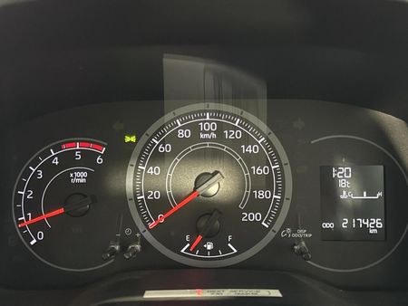 2024-Toyota-Quantum-28-GL-14-Seat_7