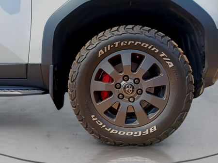 2025-Toyota-Land-Cruiser-Prado-VX-R-28GD-Auto_10