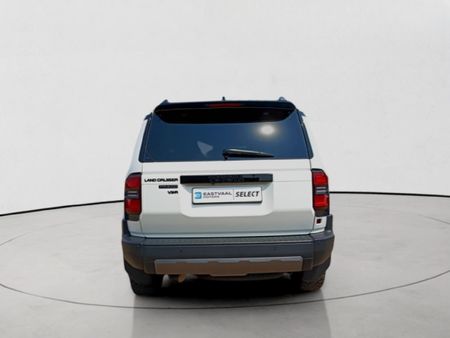 2025-Toyota-Land-Cruiser-Prado-VX-R-28GD-Auto_5