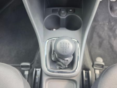 2026-Volkswagen-Polo-Vivo-14_16