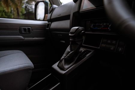 2026-Toyota-Land-Cruiser-79-28-GD-6-Auto-Double-Cab_13