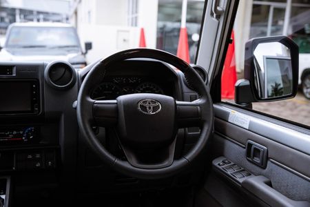 2026-Toyota-Land-Cruiser-79-28-GD-6-Auto-Double-Cab_22