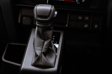 2026-Toyota-Land-Cruiser-79-28-GD-6-Auto-Double-Cab_27