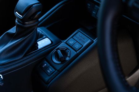 2026-Toyota-Land-Cruiser-FJ-27-VX-Auto_13