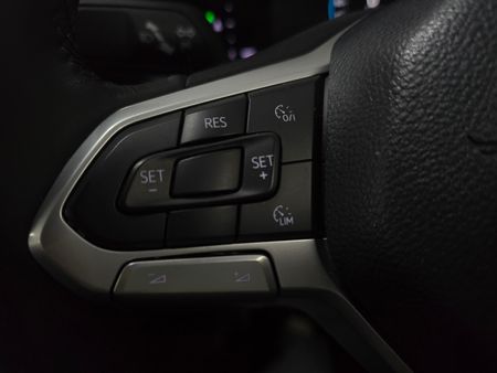 2025-Volkswagen-Amarok-20-TDI-125kW-Life-Auto-Double-Cab_7
