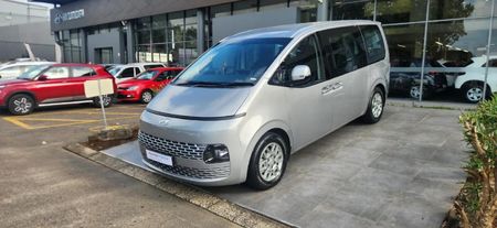 2025-Hyundai-Staria-22d-Executive-Auto_0
