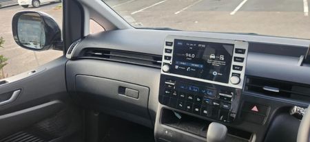 2025-Hyundai-Staria-22d-Executive-Auto_13