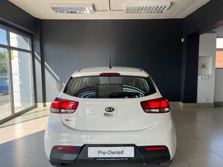 2018-Kia-Rio-12-5-dr_5