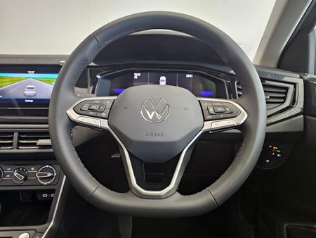 2026-Volkswagen-Taigo-10-TSI-Life-Auto_10