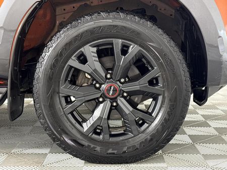 2022-Isuzu-D-Max-30-DDI-V-Cross-HR-Auto-Double-Cab_16