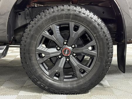 2022-Isuzu-D-Max-30-DDI-V-Cross-HR-Auto-Double-Cab_17