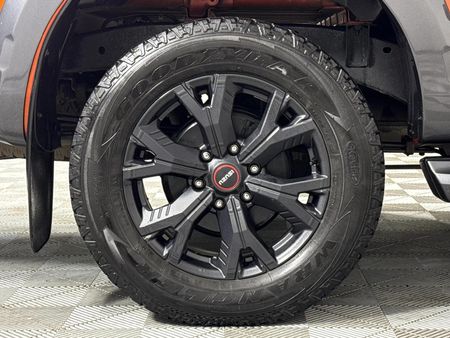 2022-Isuzu-D-Max-30-DDI-V-Cross-HR-Auto-Double-Cab_18