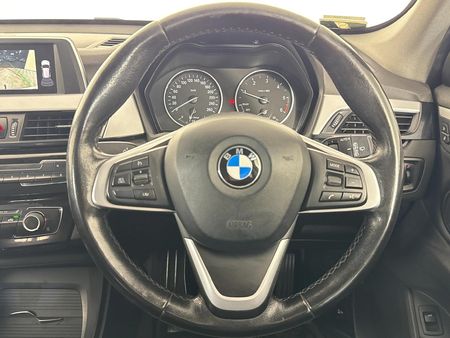 2017-BMW-X1-sDrive20d-Auto_12