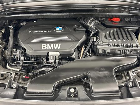 2017-BMW-X1-sDrive20d-Auto_13