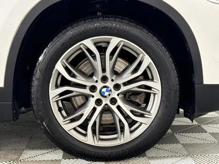 2017-BMW-X1-sDrive20d-Auto_15