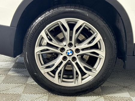 2017-BMW-X1-sDrive20d-Auto_18