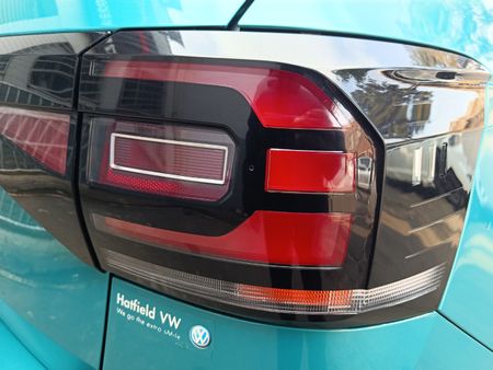 2022-Volkswagen-T-Cross-10-TSI-Comfortline_11