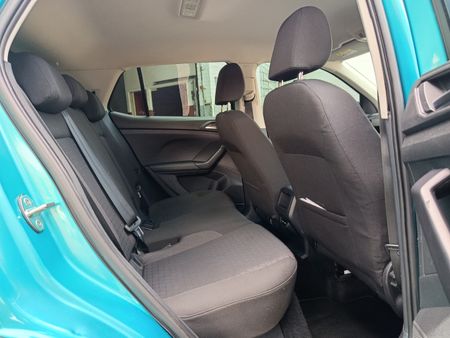 2022-Volkswagen-T-Cross-10-TSI-Comfortline_12