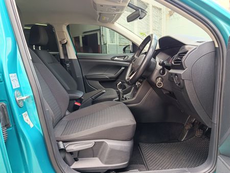 2022-Volkswagen-T-Cross-10-TSI-Comfortline_14