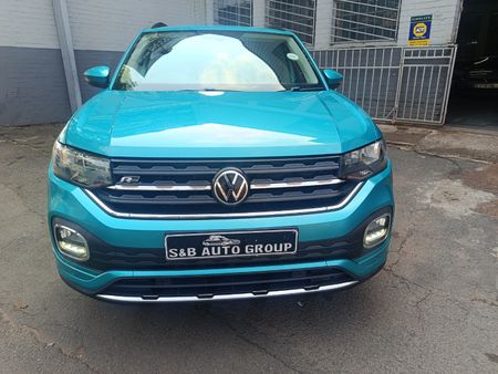 2022-Volkswagen-T-Cross-10-TSI-Comfortline_3