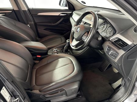 2017-BMW-X1-sDrive20d-Auto_10