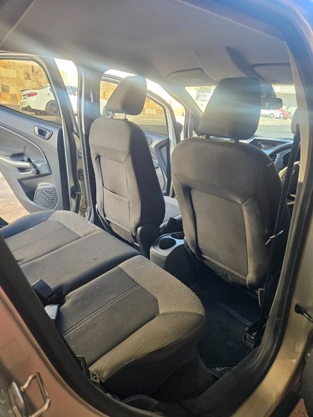 2017-Ford-EcoSport-15-TiVCT-Ambiente_14