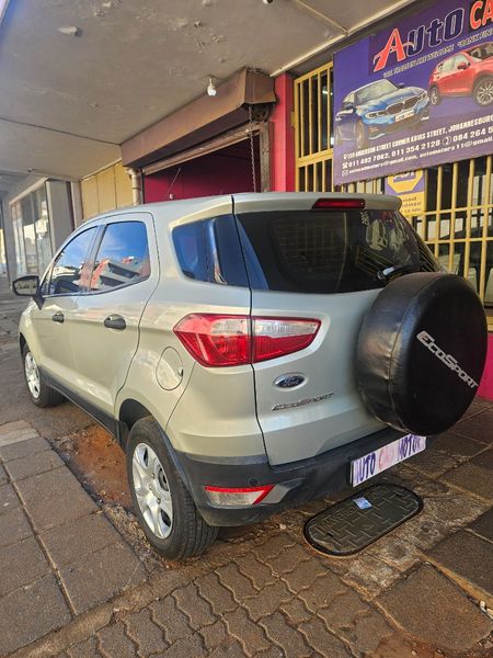 2017-Ford-EcoSport-15-TiVCT-Ambiente_5