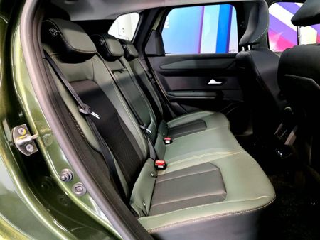 2026-Renault-Duster-13T-Iconic-EDC-Auto_10